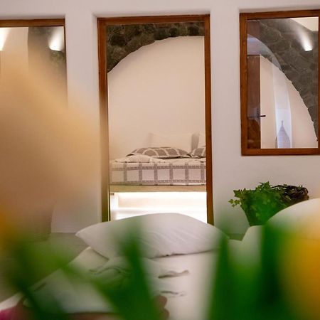 Luxe Efis Home Sea View 4 Villas & 4 Prive Jacuzzi อิเมโรวิยอน ภายนอก รูปภาพ