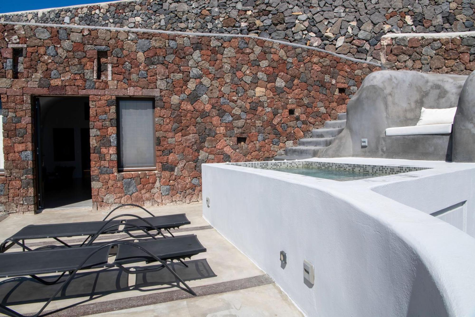 Luxe Efis Home Sea View 4 Villas & 4 Prive Jacuzzi อิเมโรวิยอน ภายนอก รูปภาพ